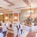 Krilo Hotel
