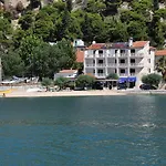 Krilo 3* Jesenice (Split-Dalmatia)
