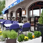Krilo Hotel