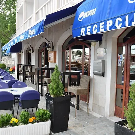 Krilo Hotel