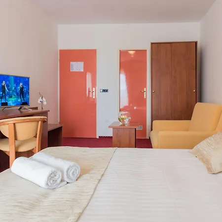 Hotel Krilo 3*