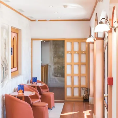 Hotel Krilo 3*