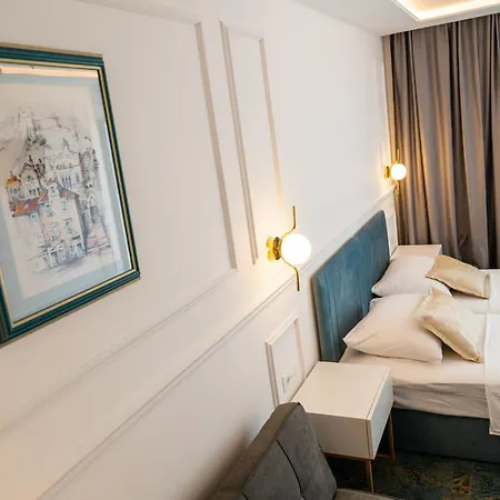 Krilo Hotel