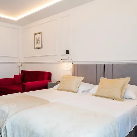 Krilo 3* Jesenice (Split-Dalmatia)