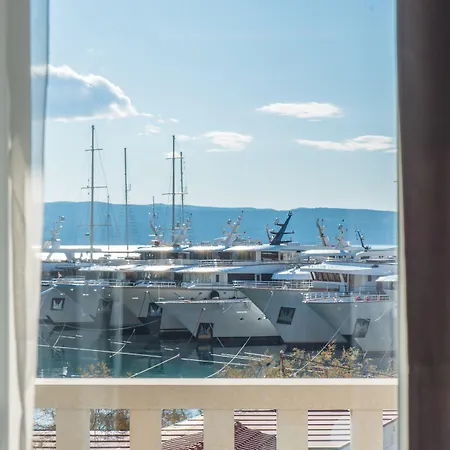 Krilo Hotel Podstrana