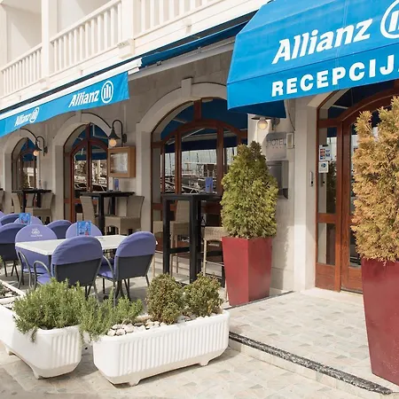Krilo Hotel 3*