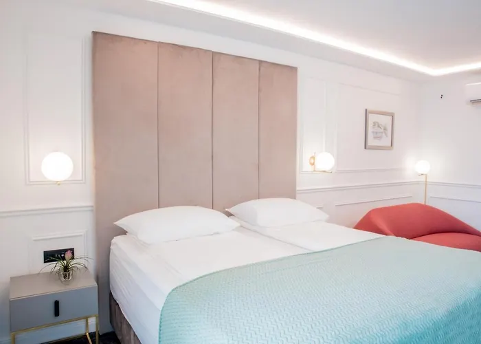 Krilo 3* Jesenice (Split-Dalmatia)