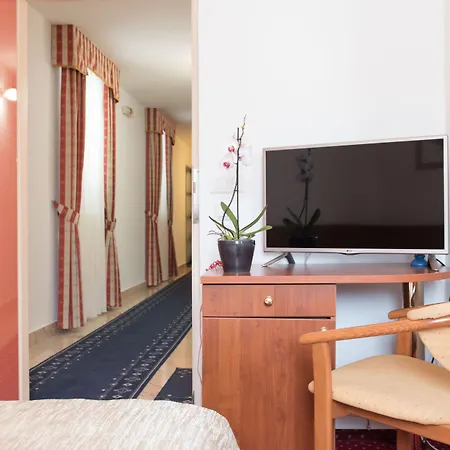 Hotell Krilo 3*
