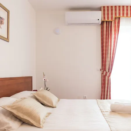 Krilo 3* ポドストラナ