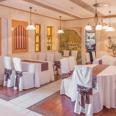 Krilo Hotel Podstrana