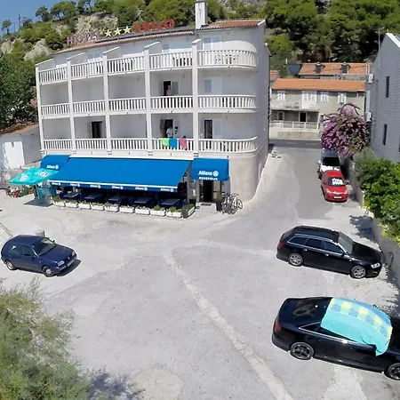 Krilo Hotel 3*