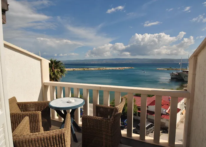 Krilo Есенице