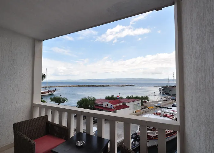 Hotell Krilo 3*