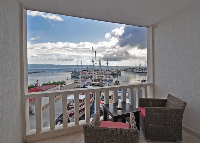 Hotell Krilo 3*