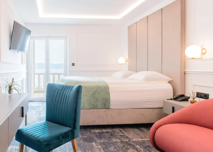 Krilo 3* Jesenice (Split-Dalmatia)